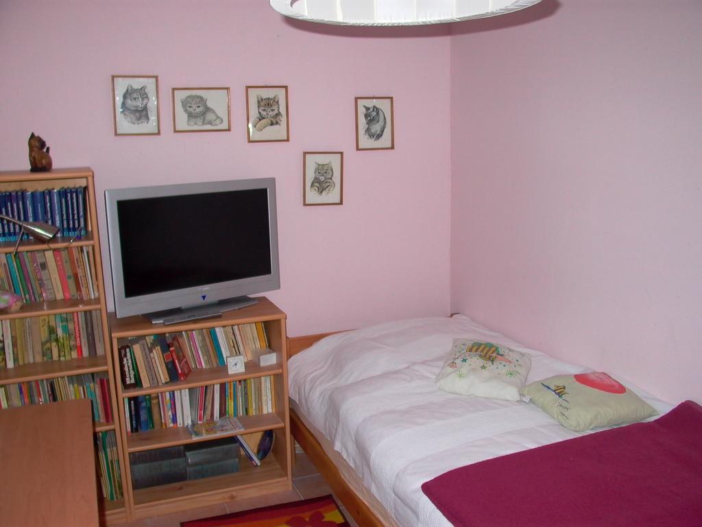 Gaestezimmer Ferienwohnung Villa Alexa, Mit Wallbox Woltersdorf  Habitación foto