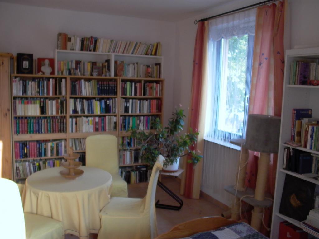 Gaestezimmer Ferienwohnung Villa Alexa, Mit Wallbox Woltersdorf  Habitación foto