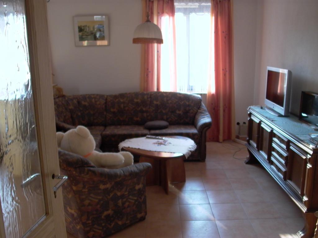 Gaestezimmer Ferienwohnung Villa Alexa, Mit Wallbox Woltersdorf  Habitación foto